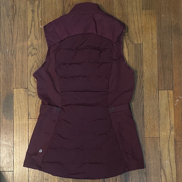 Lululemon down for it all vest in dark adobe size 6 - Picture 2 of 6